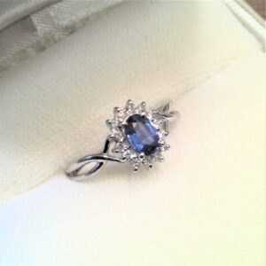 Pt900 サファイア リング