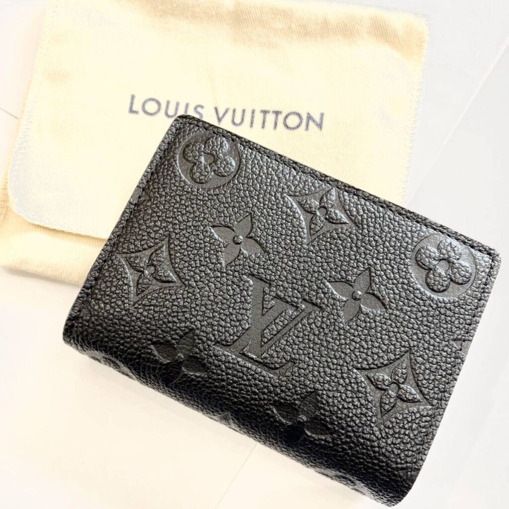 Louis Vuitton ルイヴィトン ポルトフォイユ・クレアの買取実績 | 買取 ...