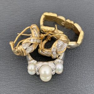 Pt900リング D0.13 真珠 / K18イヤリング D0.45