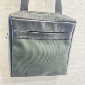 LOUIS VUITTON ルイヴィトン サヤン タイガ バッグ ショルダー メッセンジャー バッグ