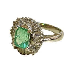 Pt900 リング エメラルド