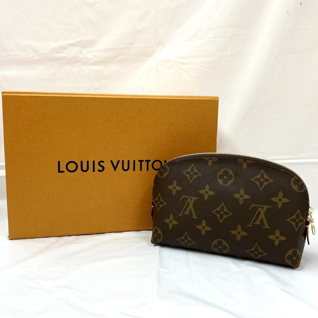 Louis Vuitton ルイヴィトン ポシェットコスメティックポーチ