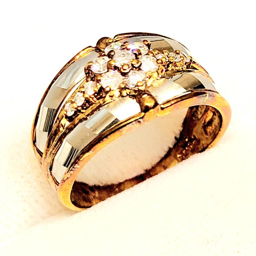 K18Pt900 ゴールドプラチナ メレダイヤコンビリング 指輪 アクセサリーの買取実績 | 買取専門店さすがや