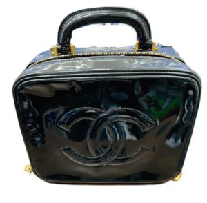 CHANEL シャネル エナメル ハンドバッグ