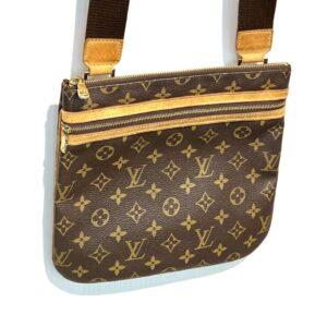 Louis Vuitton　モノグラム　ポシェット・ボスフォール