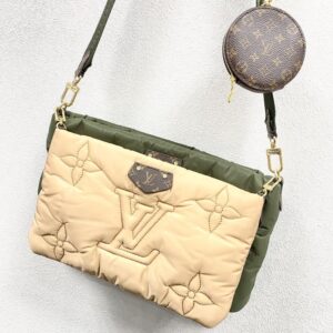 Louis Vuitton ルイヴィトン マキシ ミュルティ アクセソワール