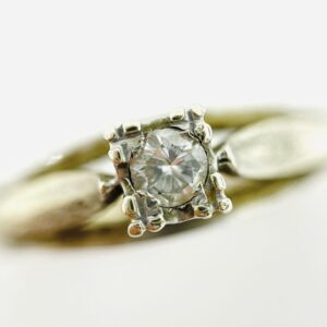 K14WG メレダイヤ0.09ct付リング