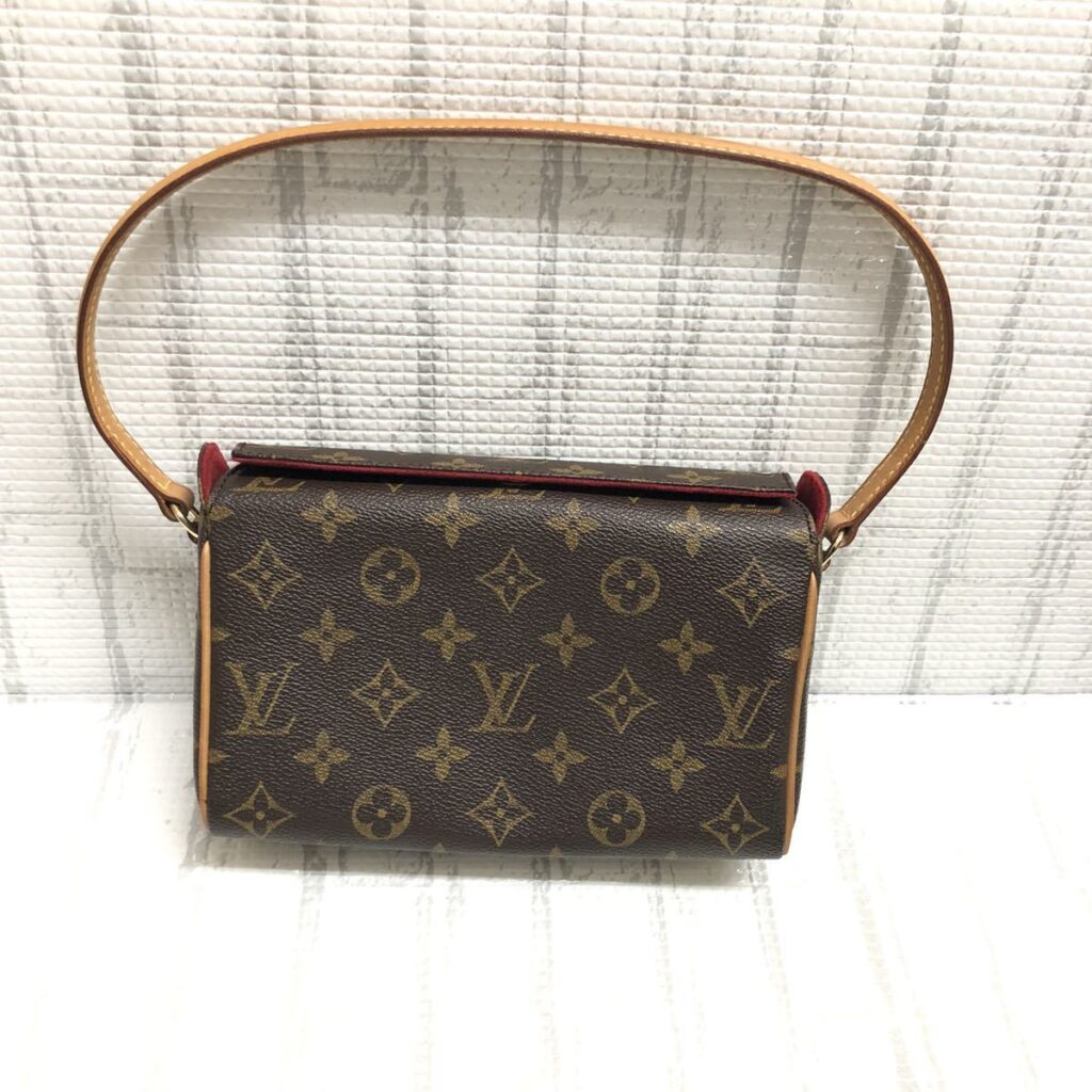 ルイヴィトン　モノグラム　レシタル