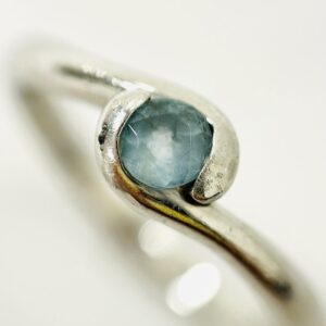 Pt900 アクアマリン0.12ct付リング