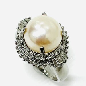 Pt900 パール7ctメレダイヤ0.5ct付リング