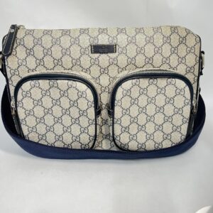 GUCCI　GGスプリーム　ショルダーバッグ