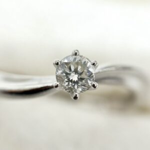 Pt900 ダイヤ0.32ct付き リング