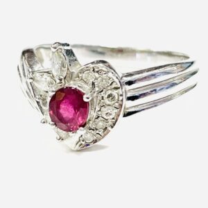 Pt900 ルビー0.43ct メレダイヤ0.21ct付 リング