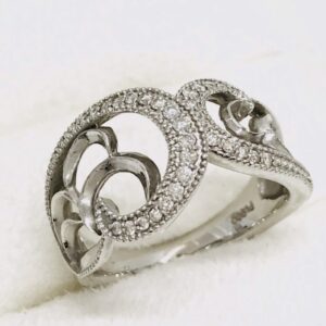 Pt900 ダイヤ0.18ct付き リング