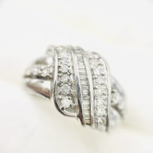 Pt900 ダイヤ0.9ct付き リング