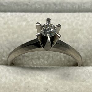 Pt900ダイヤ付リング