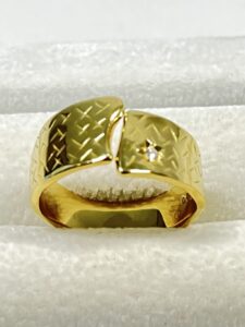 ダイヤ付K18リング