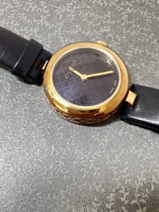 GUCCI グッチ レディース腕時計 YA141201