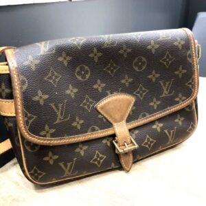 Louis Vuitton ショルダーバッグ ソローニュ