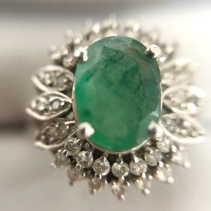 Pt900 エメラルド 1.05ct プラチナリング