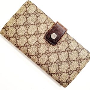 GUCCI グッチ GGスプリーム 二つ折り長財布