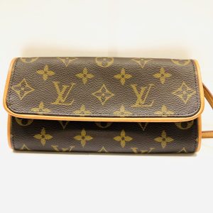 LOUIS VUITTON ルイヴィトン モノグラム ポシェットツイン