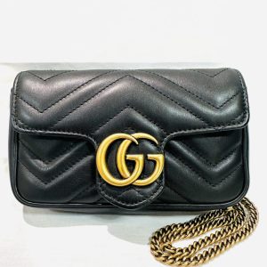 GUCCI　グッチ　GGマーモント　ミニバッグ