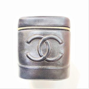 CHANEL（シャネル）　バニティバッグ　キャビアスキン
