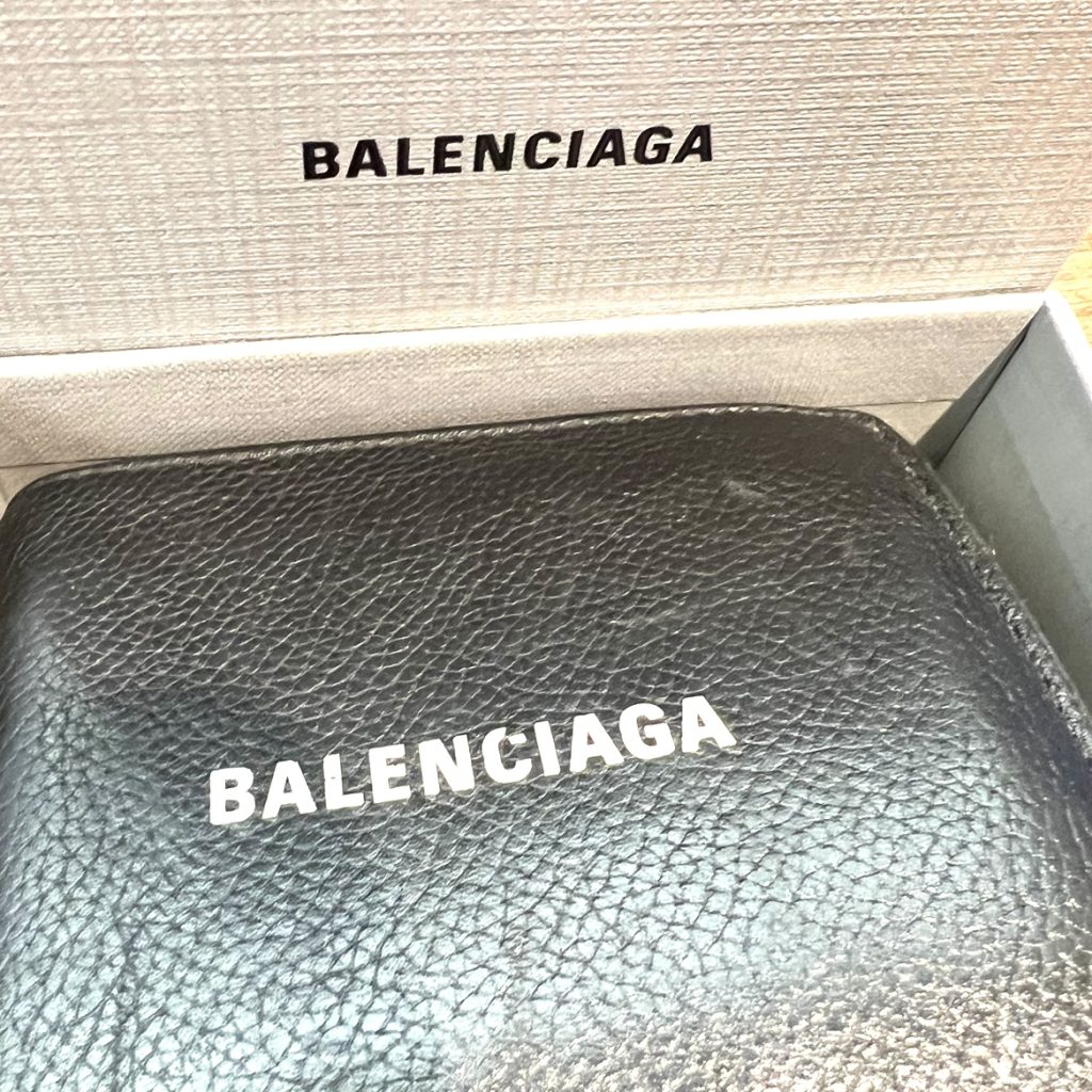 純正直売 BALENCIAGA 二つ折り財布 | cityleaguecoffee.com