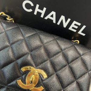 CHANEL　キャビアスキン　マトラッセ　チェーンショルダー