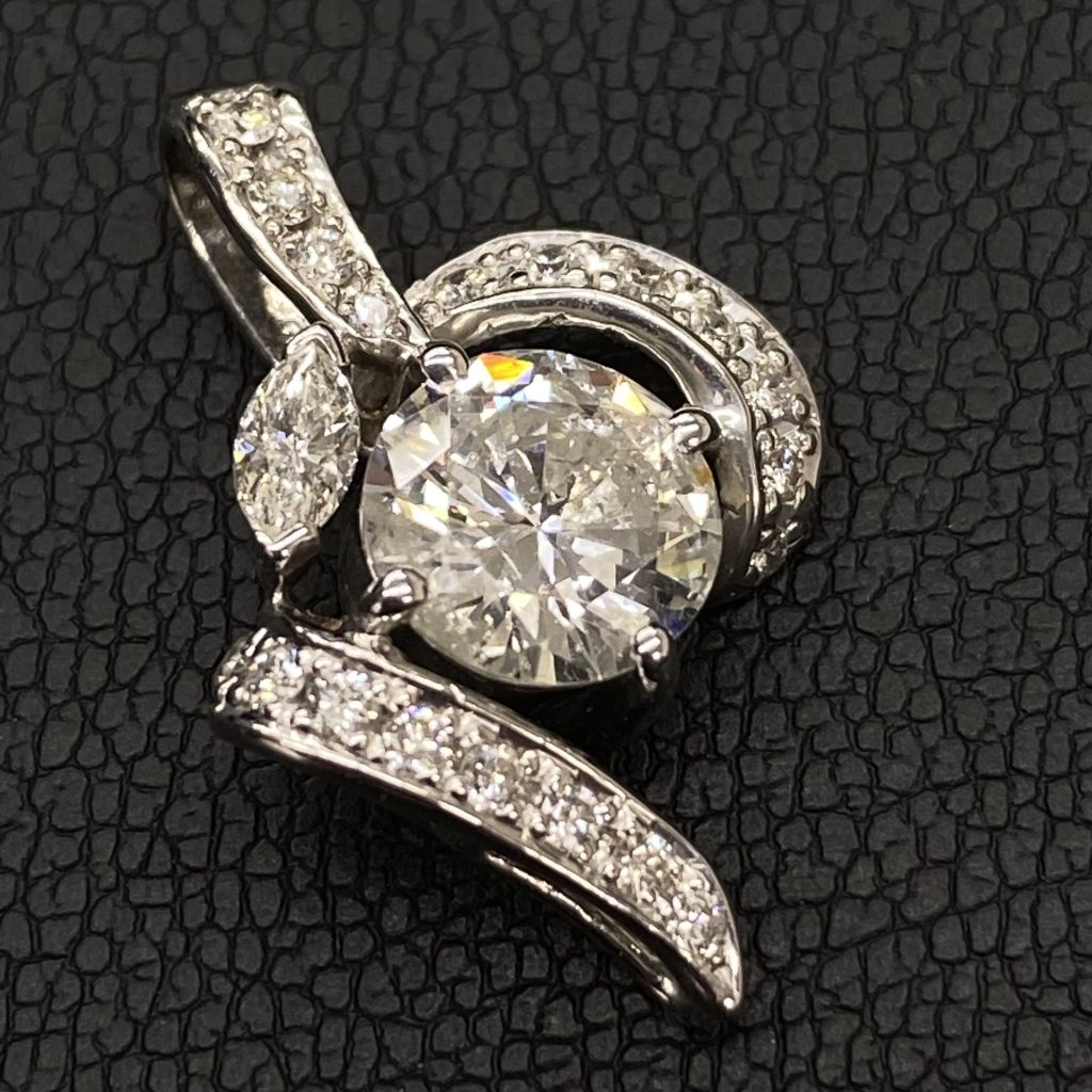 Pt900 1.00ct ダイヤモンド ペンダントトップ プラチナ