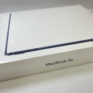 Apple MacBook Air 13.6インチ MLY43J/A