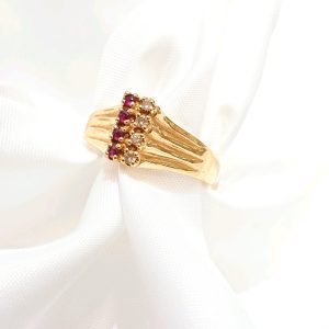 K18 ルビー メレダイヤ付き リング