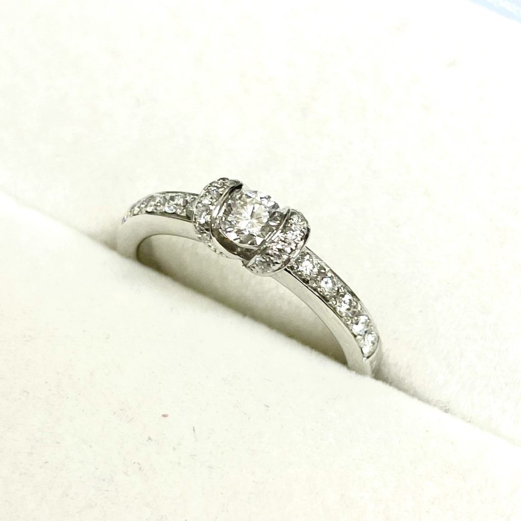 K18YG もとも ダイヤモンド リング 0.54CT 