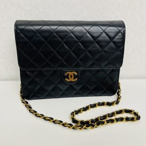 シャネル チェーンショルダーバッグ