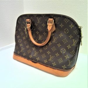 Louis Vuitton アルマ モノグラム