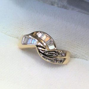 K18 ダイヤ付きリング