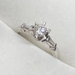 Pt900 0.33ctダイヤモンド リング