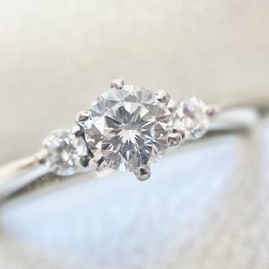 Pt900 0.4ctダイヤ リング