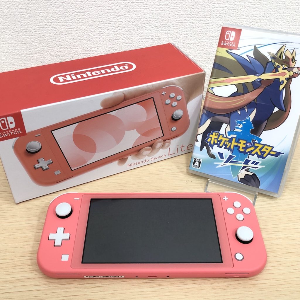 Nintendo Switch Lite / ポケットモンスター ソード