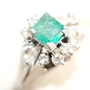 Pt900 エメラルドリング