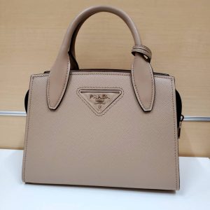 PRADA プラダ バッグ ブランド品