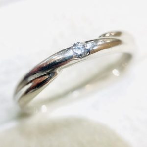Pt900 メレダイヤリング 0.03ct