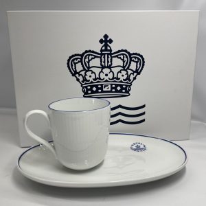 ロイヤルコペンハーゲン マグカップ＆オーバルディッシュ