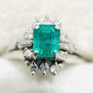 エメラルド Pt900 リング