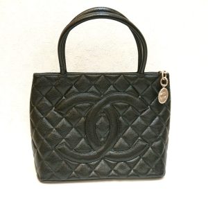 CHANEL シャネル キャビアスキン バッグ