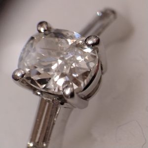 Pt1000 リング ダイヤモンド1.003ct オーバルブリリアントカット