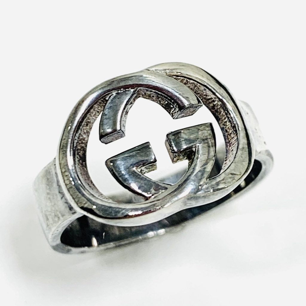 GUCCI シルバーリング GUCCI シルバーリング ロゴ入り グッチ 指輪 メンズ 正規品 シルバー