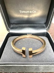 TIFFANY ティファニー Tスクエア バングル