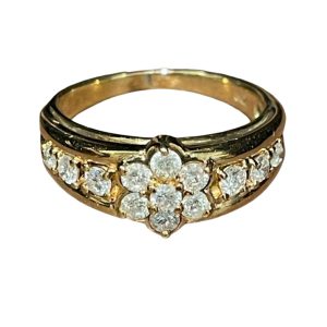 K18　ダイヤモンド付き　リング